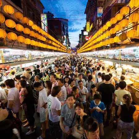5 Best American Street Food And Its Trend: Food Trucks and Food Street